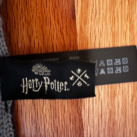 Universal Studios Reversible Harry Potter Ravenclaw Scarf Unisex - Picture 10 of 12